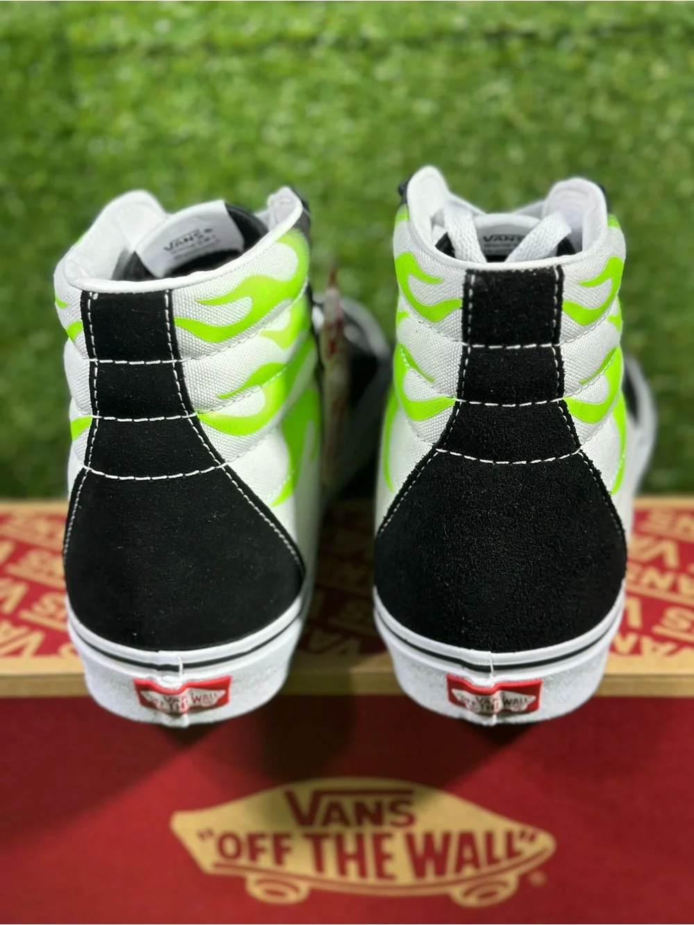Vans SK8 H  Flame , Black & Neon Green Flame/White, Men’s 10.5, VN0A4U3CXEY